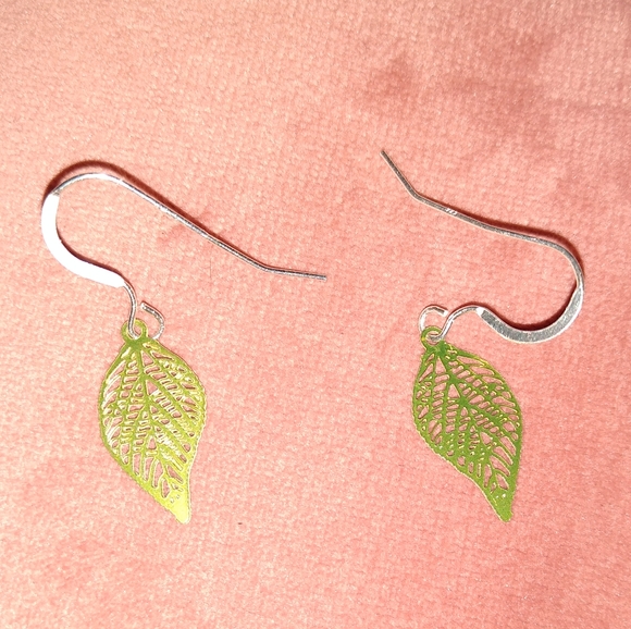 Solid 925 REAL Sterling Silver Wires Lemon Lime Green Leaves Leaf Earrings New - Picture 3 of 6